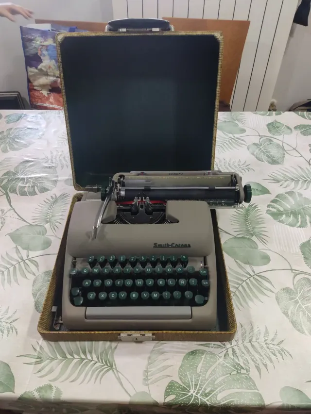 Máquina de escribir Smith-Corona Sterling