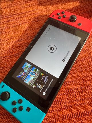 Nintendo Switch Azul y Rojo