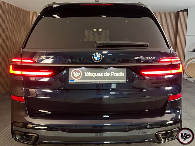 BMW X7 40d M-Sport Pro 2025