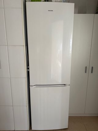 Nevera Combi Icecool Blanca