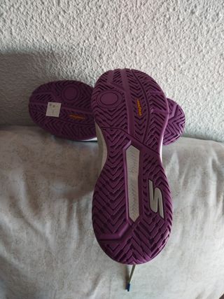 Zapatillas Skechers Gris y Morado