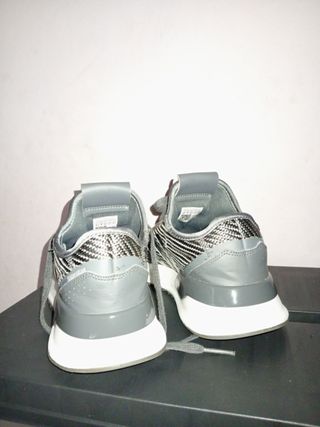 Tenis Adidas Verde Talla 40.5