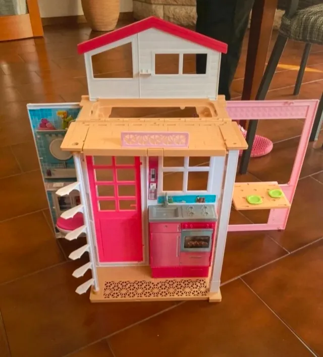 Casa Barbie Portatile di seconda mano per 19,99 EUR su Sedrina su
