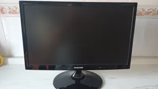Monitor Samsung LED 22 T22B300EW HDTV