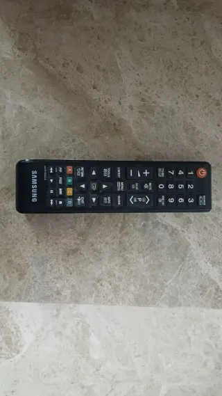 Monitor Samsung LED 22 T22B300EW HDTV
