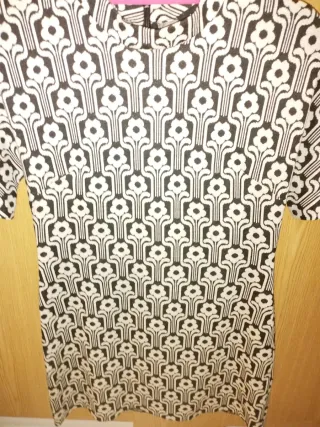 Vestido estampado floral blanco y negro