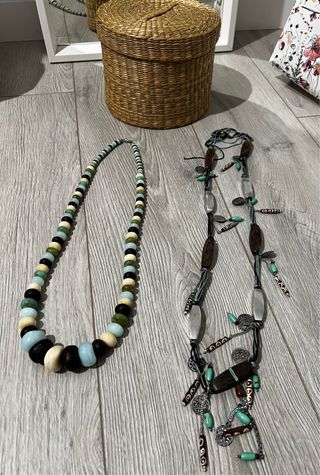 Collares varios 4€ cada uno
