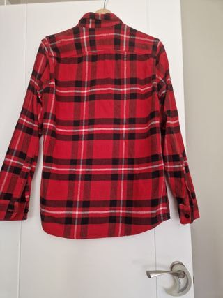Camisa Hollister cuadros roja y negra