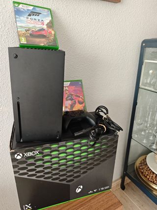 Controller Xbox Series X + 2 giochi
