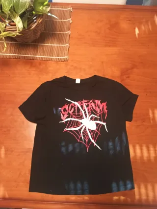 Camiseta negra niña