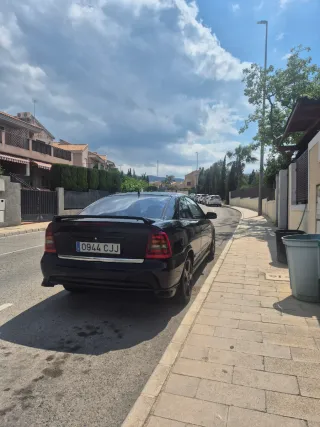 Opel Astra bertone turbo