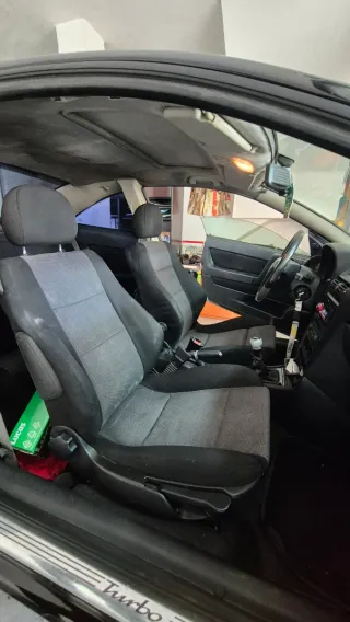 Opel Astra bertone turbo