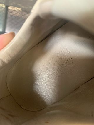 Zapatilla Gucci Rhyton Piel Logo Mujer