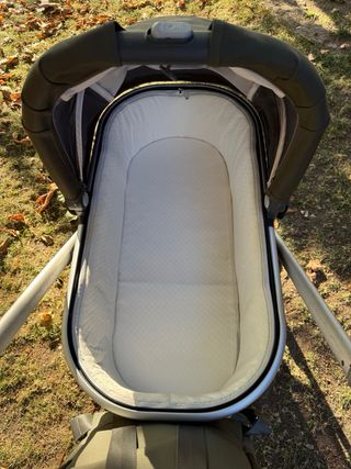 Carro Uppababy Cruz V2 verde + Accesorios
