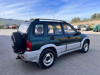 Suzuki Grand Vitara 2000