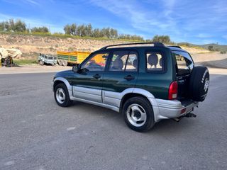 Suzuki Grand Vitara 2000
