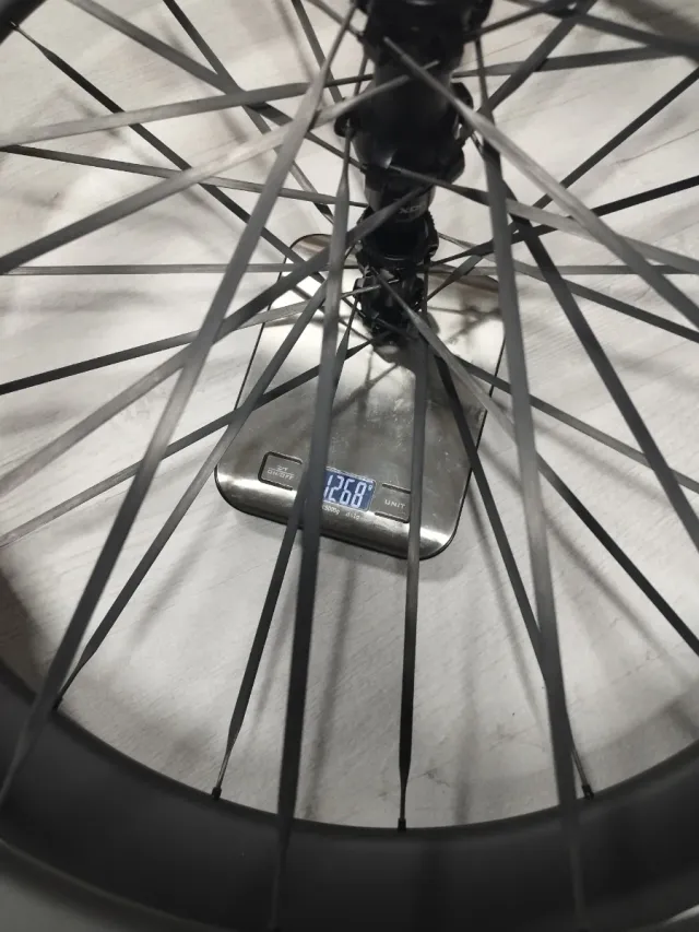 Ruedas carbono 50x28mm 1270g rodamientos ceramicos