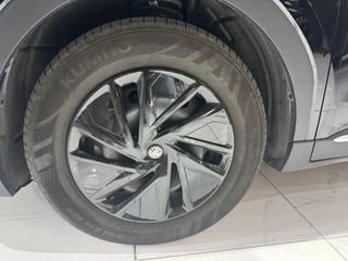 MG ZS 2025