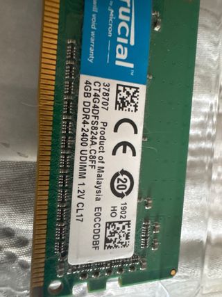 4x Crucial 4GB DDR4-2400 UDIMM 1.2V CL17