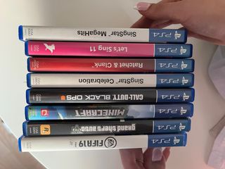 Lote 8 Juegos PS4: FIFA 19, Minecraft, GTA V, Call