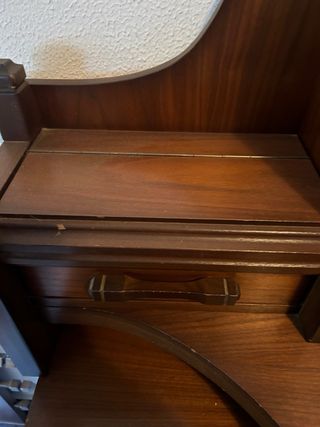 Cassettiera in legno massello 