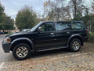 Mitsubishi Montero Sport 2000