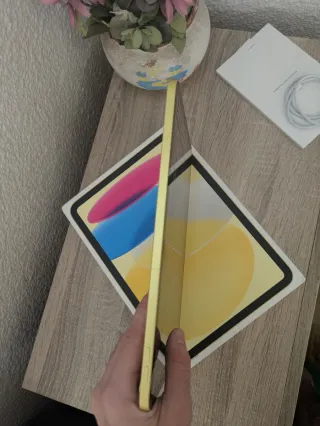 iPad 10ª Gen 64GB Amarillo