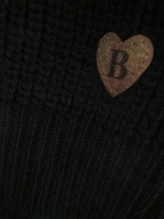 Jersey Brownie Negro y Rojo