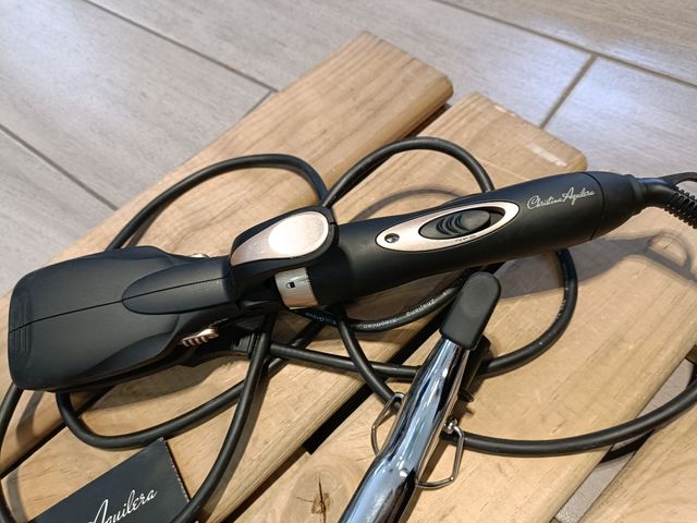 Plancha Pelo Aguilera Negra y Dorada