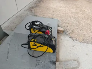 Máquinas soldar Inverter ESAB Caddy