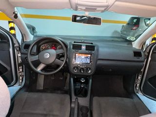 Volkswagen Golf 2005