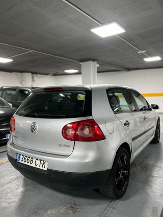 Volkswagen Golf 2005
