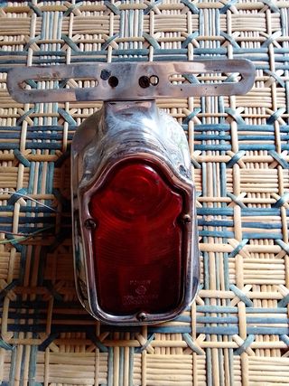 Piloto Trasero Harley Davidson Cromado original.