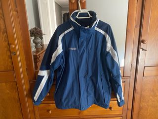 Anorak Columbia Azul y Blanco en perfecto estado