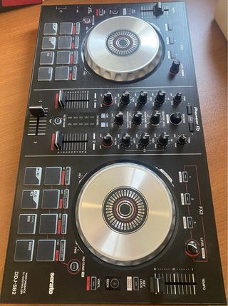 Controladora DJ Pioneer DDJ-SB2