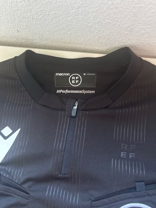 Camiseta Macron Árbitro Negra Manga Larga