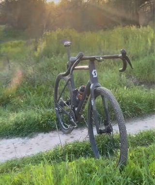 Bicicleta Gravel Scott Addict Talla L 2024