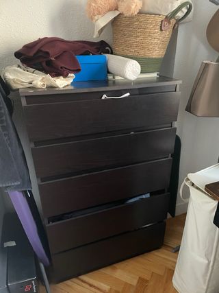 Cassettiera nera Ikea