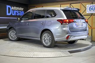 Mitsubishi Outlander   2.4 PHEV Kaiteki Auto 4WD 
