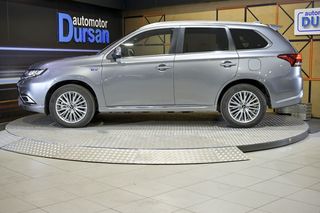 Mitsubishi Outlander   2.4 PHEV Kaiteki Auto 4WD 