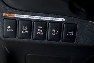Mitsubishi Outlander   2.4 PHEV Kaiteki Auto 4WD 