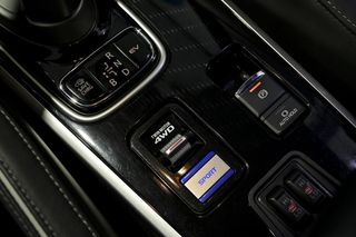Mitsubishi Outlander   2.4 PHEV Kaiteki Auto 4WD 