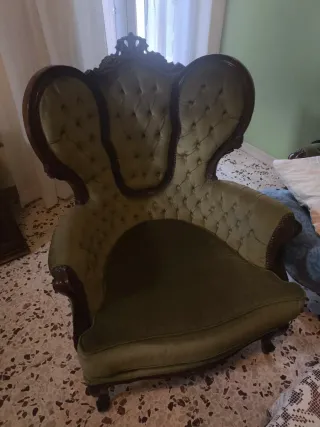 Poltrona Luigi XVI vintage