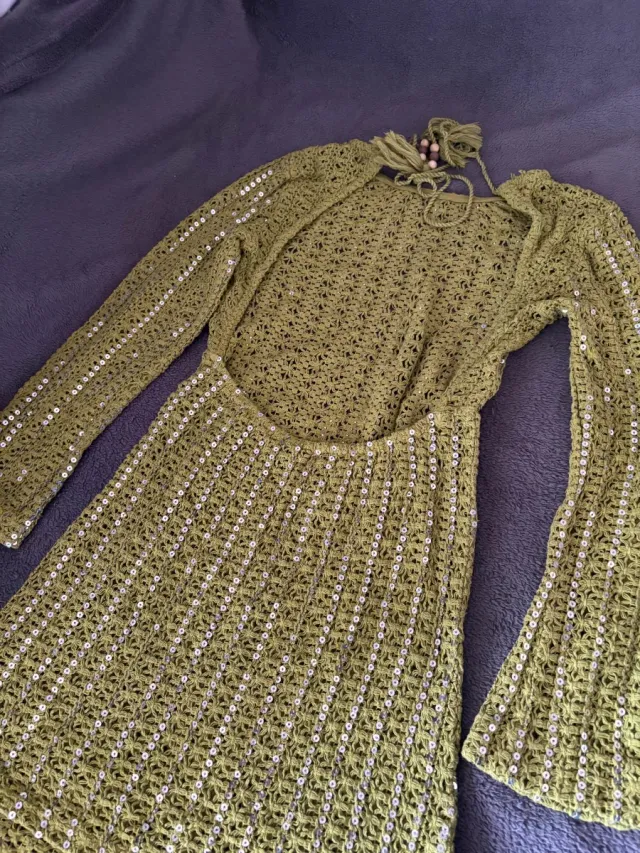 Vestido Pull&Bear verde con brillos