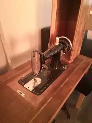Máquina de coser antigua Sigma