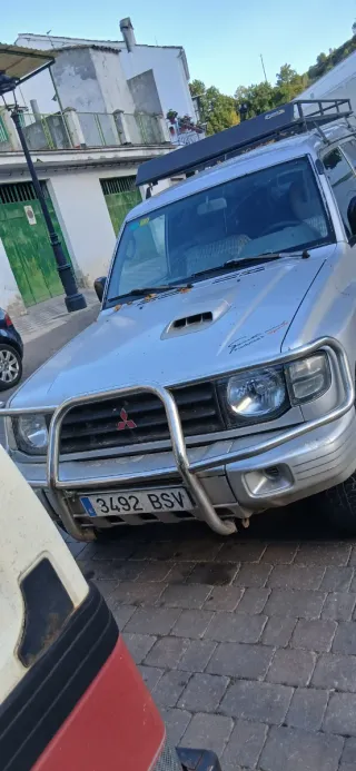 Mitsubishi Montero 2002