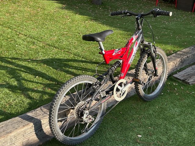 Bicicleta RunFit 20 Roja y Negra