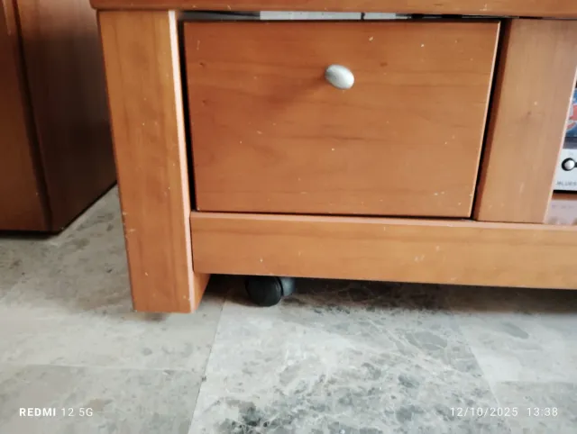 Mueble de salón. Carro TV 90x60x36. 