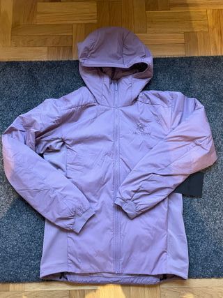 Chaqueta Arcteryx nueva
Talla S
Con etiqueta