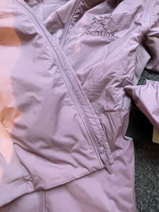 Chaqueta Arcteryx nueva
Talla S
Con etiqueta